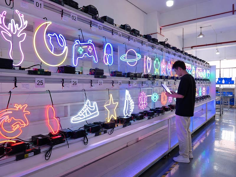 72-hour aging test for custom LED neon signs before shipment