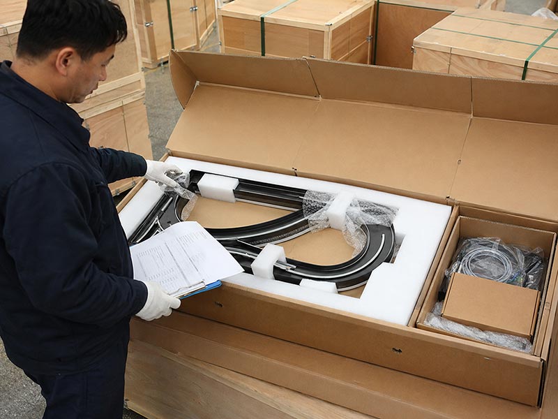 Export packaging for LED signs with foam protection, accessories, carton marks, and packing list